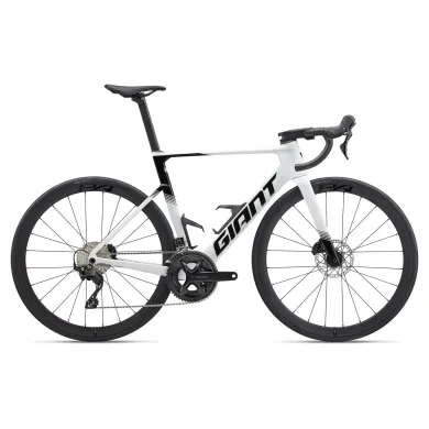 Велосипед шосейний Giant Propel Advanced 2 білий ML