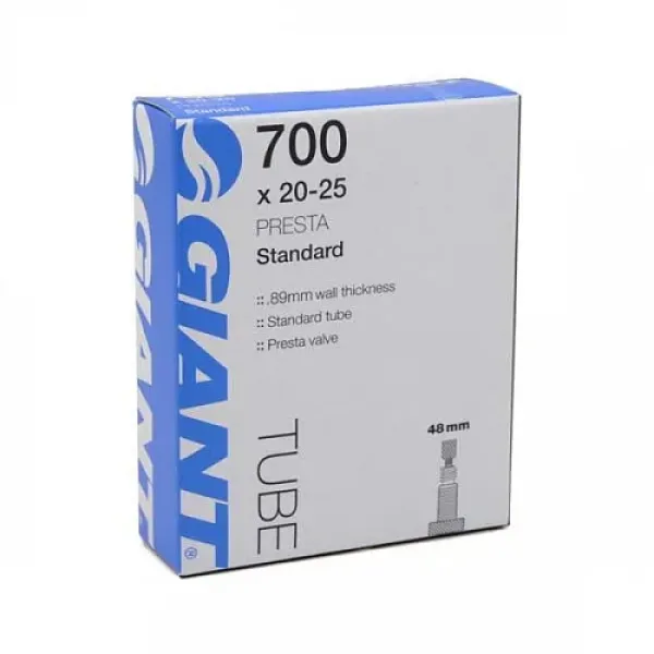 Камера Giant 700x28-32 PV 32мм 4639 Камера Giant 700x28-32 PV 32мм 4639