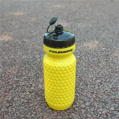 Фляга Fouriers Golf Dimple 600 мл жовта