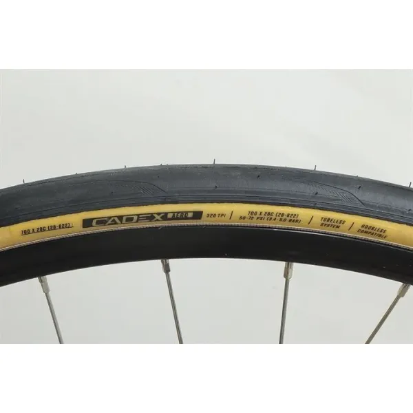 Покришка CADEX Aero Cotton 700x30C Покришка CADEX Aero Cotton 700x30C