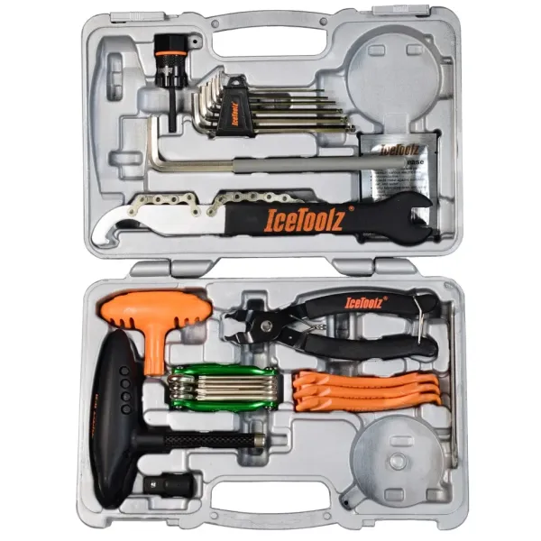Кейс з інструментом ICE TOOLZ 82F6 CARBONFIX Кейс з інструментом ICE TOOLZ 82F6 CARBONFIX